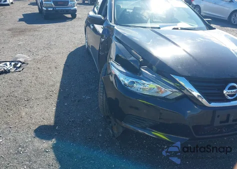 2016 Nissan Altima 2.5/2.5 S/2.5 Sl/2.5 Sr/2.5 Sv из США, поврежденный, VIN 1N4AL3APXGC213903